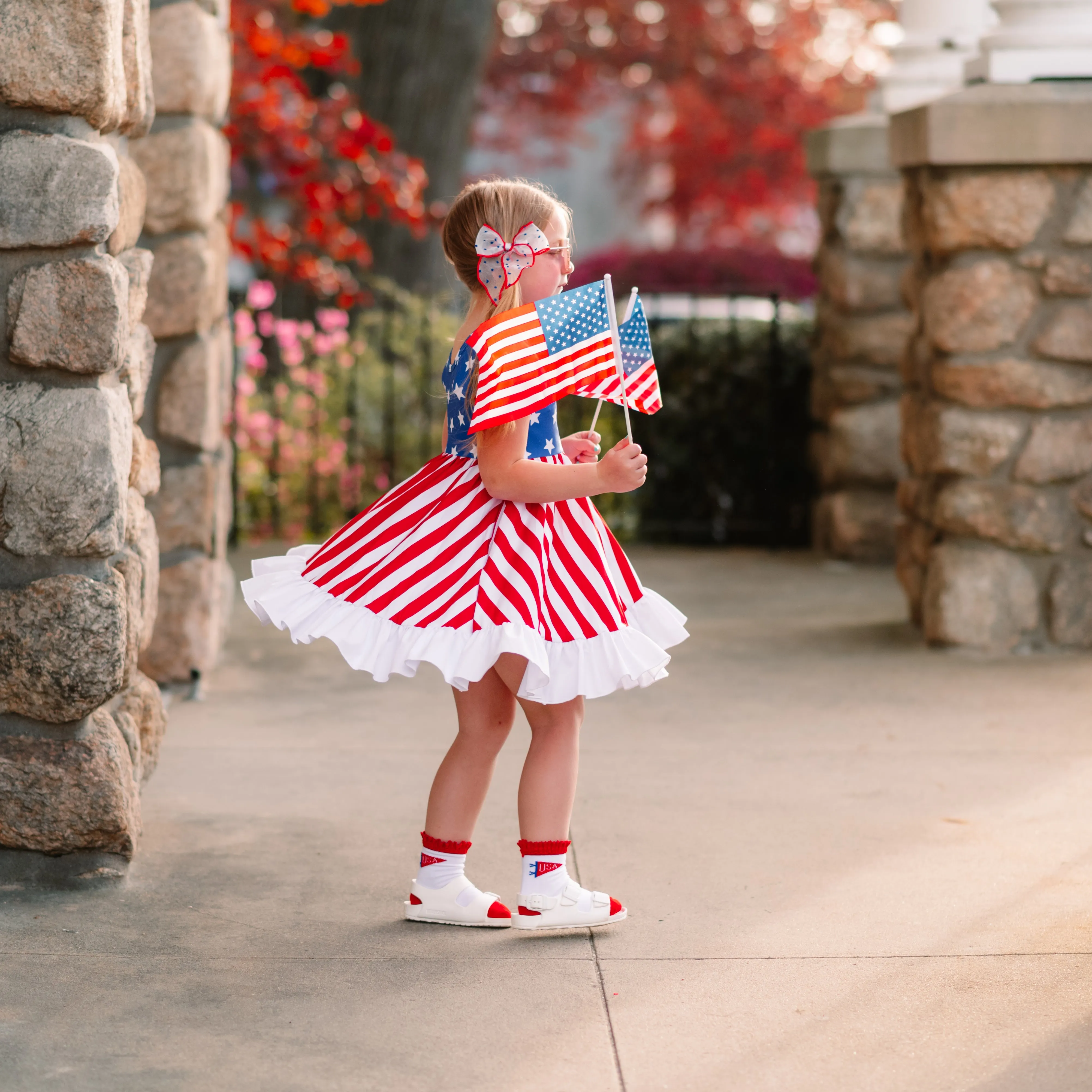 Betsy Sleeveless Charm Dress