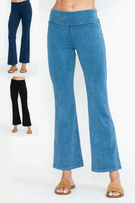 Chatoyant Crop Back Pocket French Terry Pants